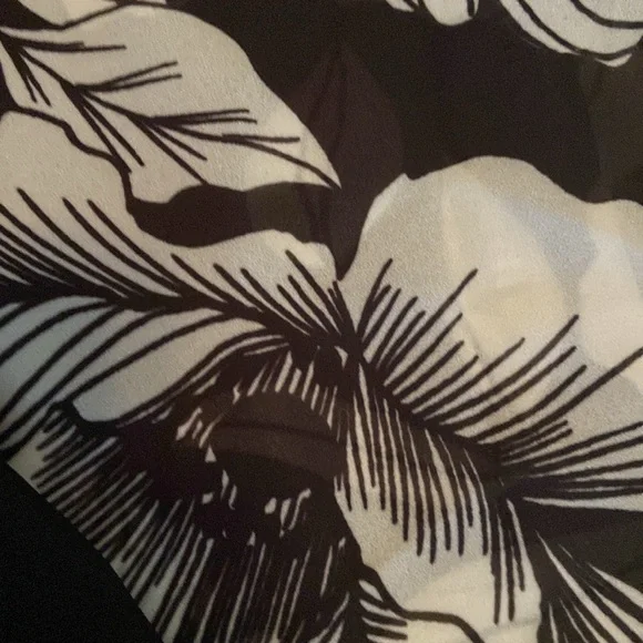 Jantzen 3/4 Sleeve Woven Maxi Duster Cover Up Black Floral Size M - Picture 8 of 15